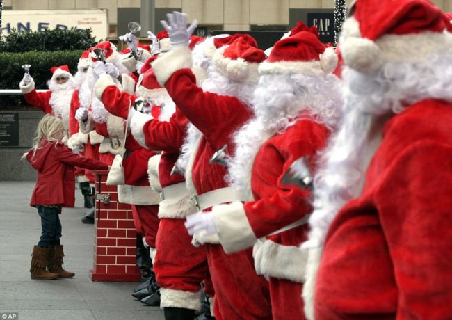 Парад Санта-Клаусов 2012 в Нью-Йорке (США)