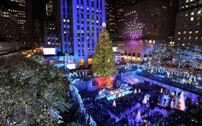 Рождественские елки и огни в городах мира