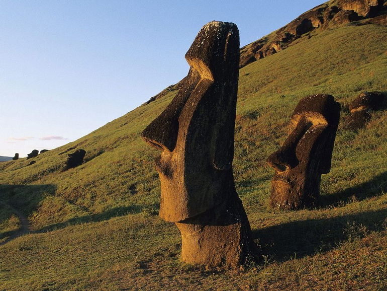 Загадочные каменные истуканы острова Пасхи