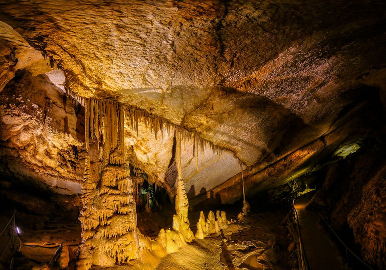 Мраморная пещера: уникальное достояние Крыма